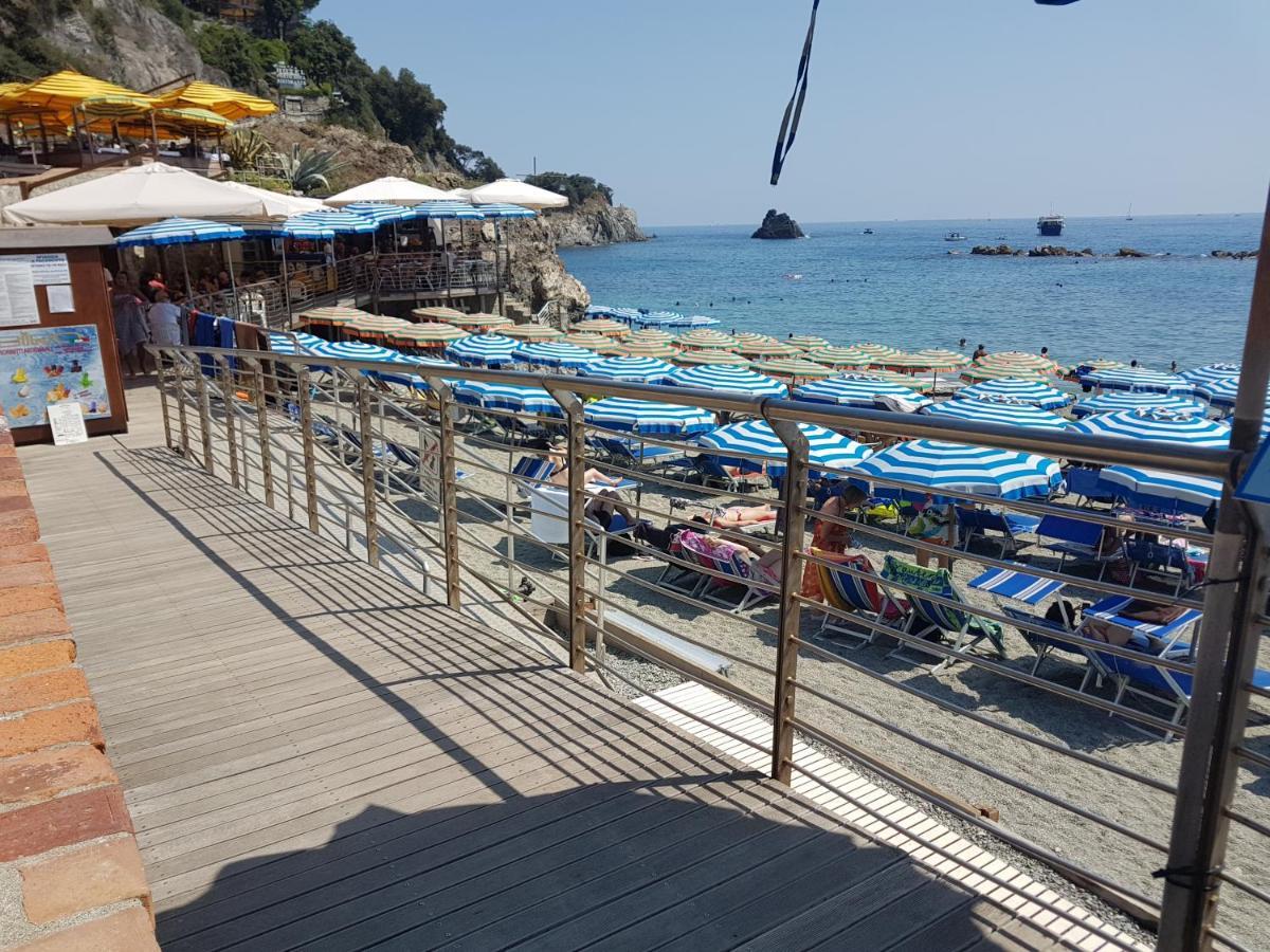 Fegina 3 Deluxe Bedrooms & Bathrooms Monterosso al Mare Luaran gambar